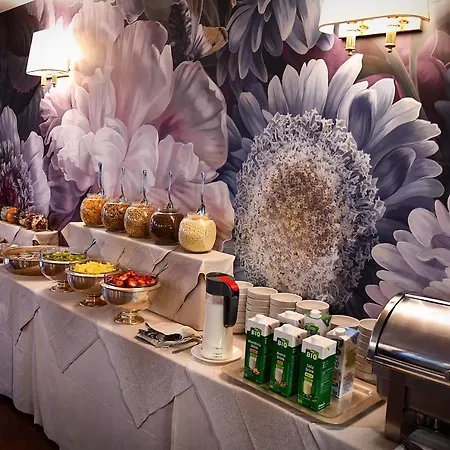 Admiral Erme Hotel