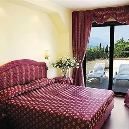 Szálloda Admiral Erme Desenzano del Garda